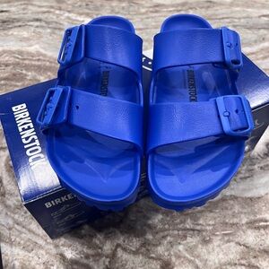 NWT Birkenstock EVA Arizona Essentials, Size 38 (US 7-7.5) Ultra Blue.